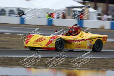 media/Nov-16-2025-CalClub SCCA (Sun) [[2975c16dfc]]/Group 3/Turn 1/